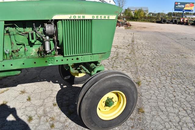 Image of John Deere 4020 equipment image 3