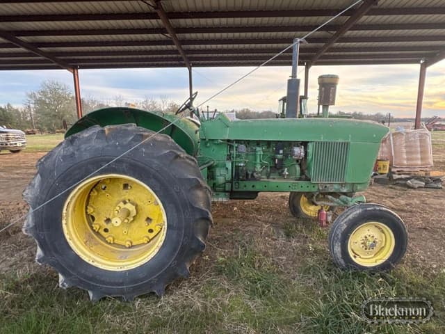 Image of John Deere 4020 equipment image 3