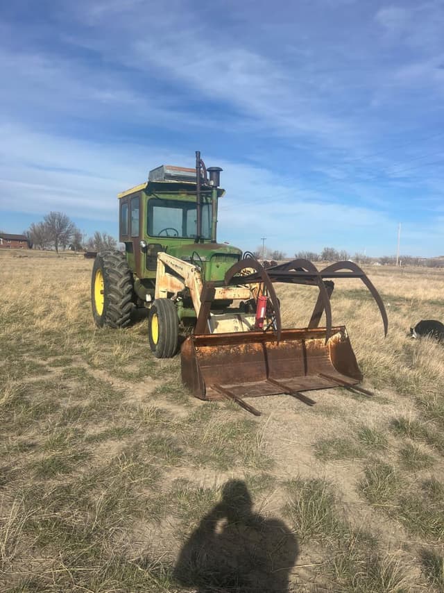 Image of John Deere 4020 equipment image 1