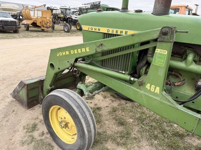 Image of John Deere 4020 equipment image 3