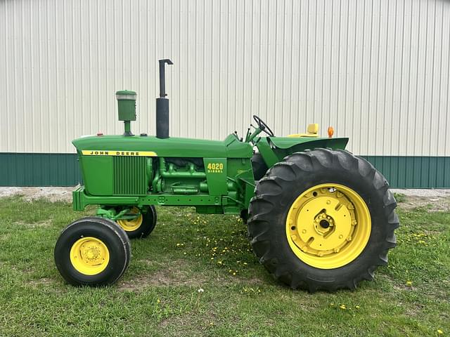 Image of John Deere 4020 equipment image 1