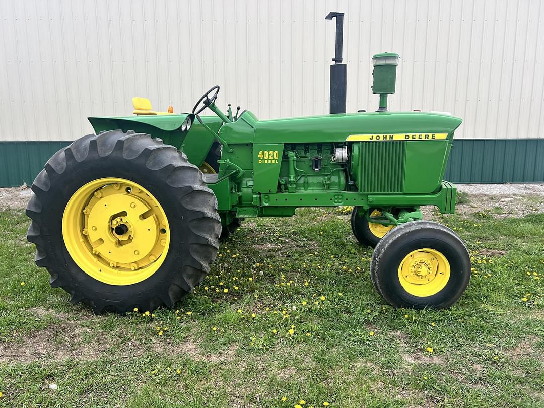 Image of John Deere 4020 Primary image