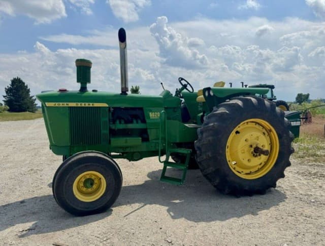 Image of John Deere 5020 equipment image 1