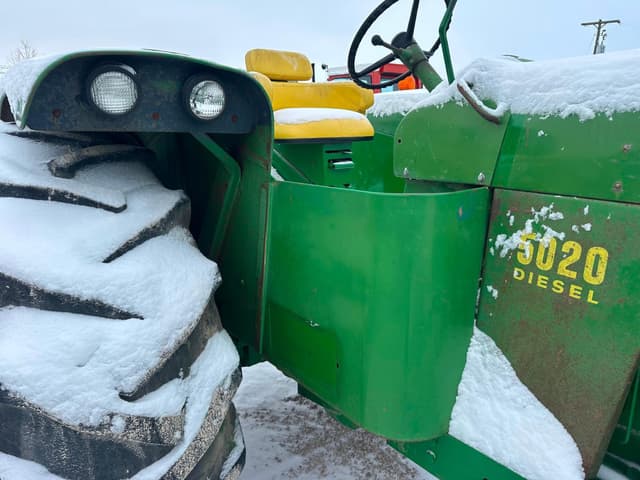 Image of John Deere 5020 equipment image 4