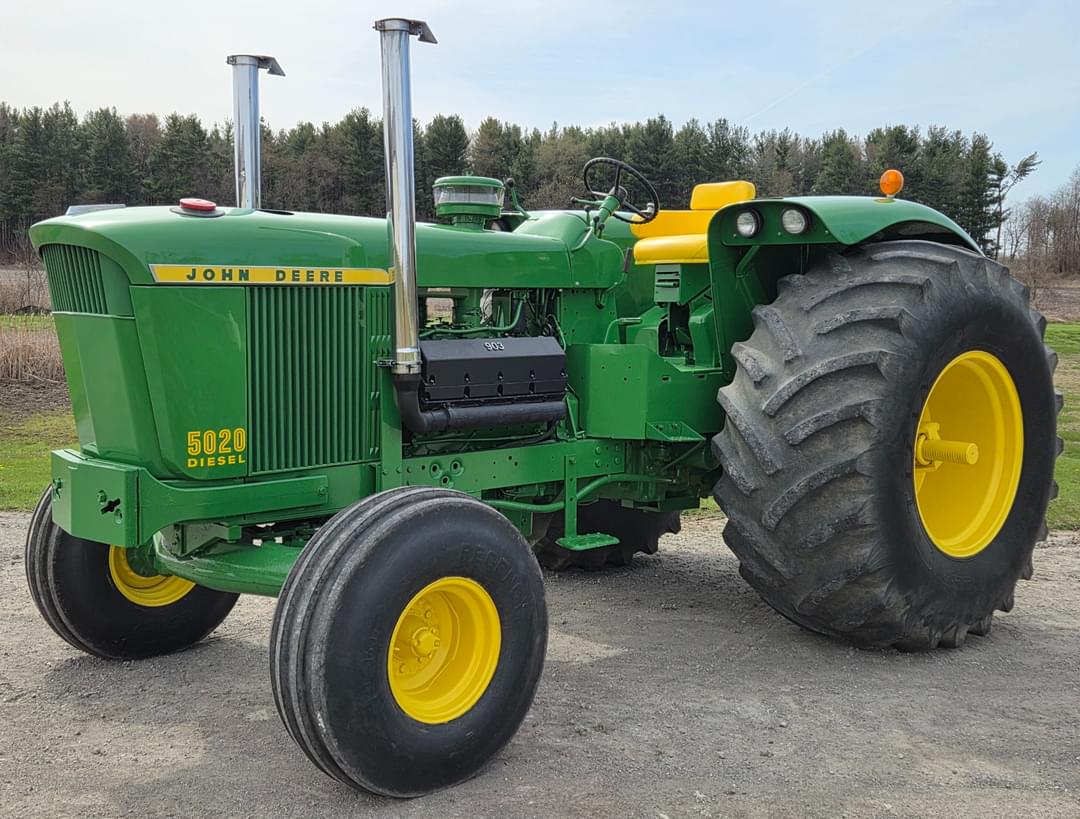 Image of John Deere 5020 Primary image