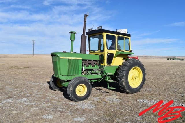 Image of John Deere 5020 equipment image 1