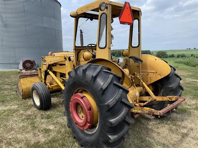 Image of Massey Ferguson 3165 equipment image 2