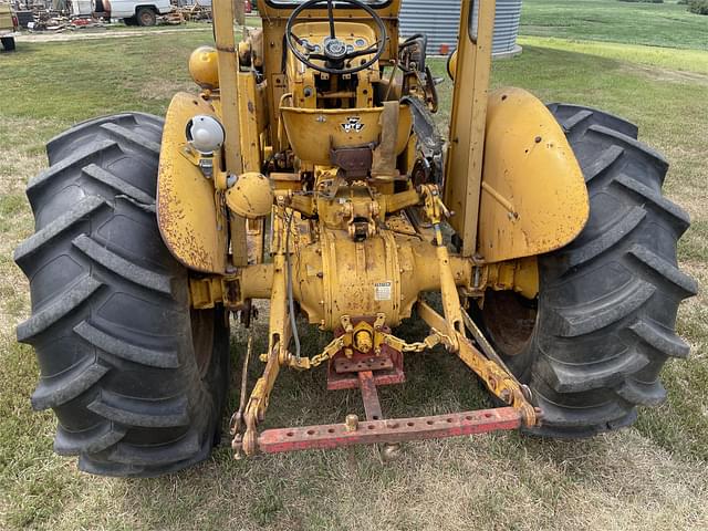 Image of Massey Ferguson 3165 equipment image 3