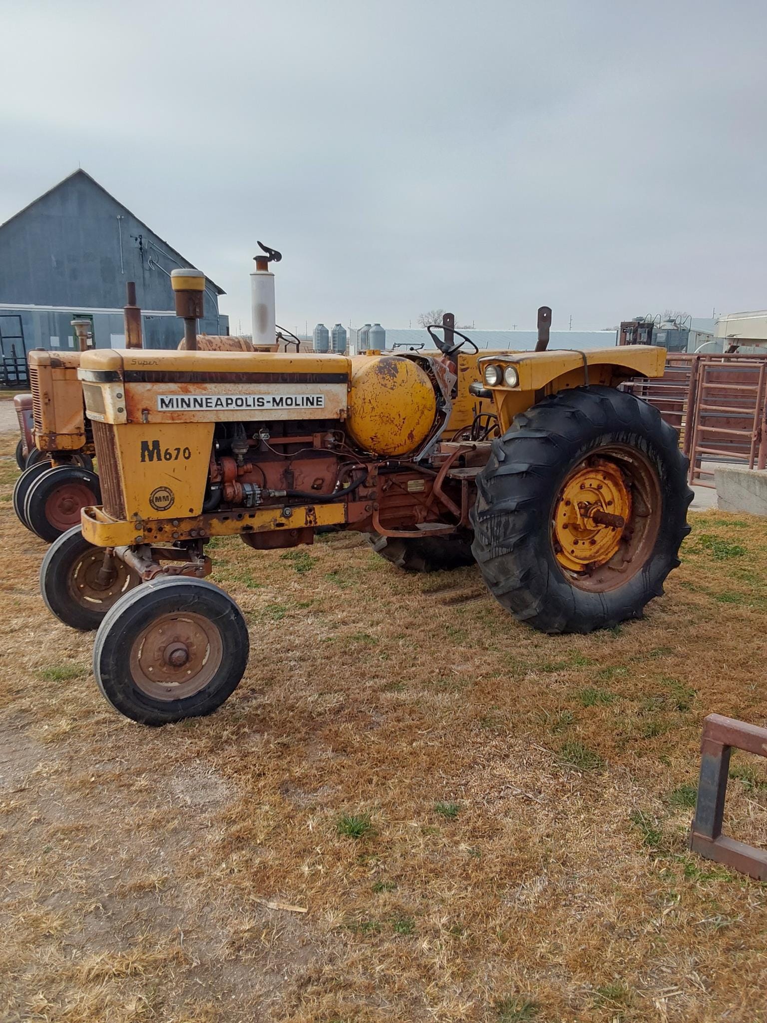1966 Minneapolis-Moline M670 Equipment Image0