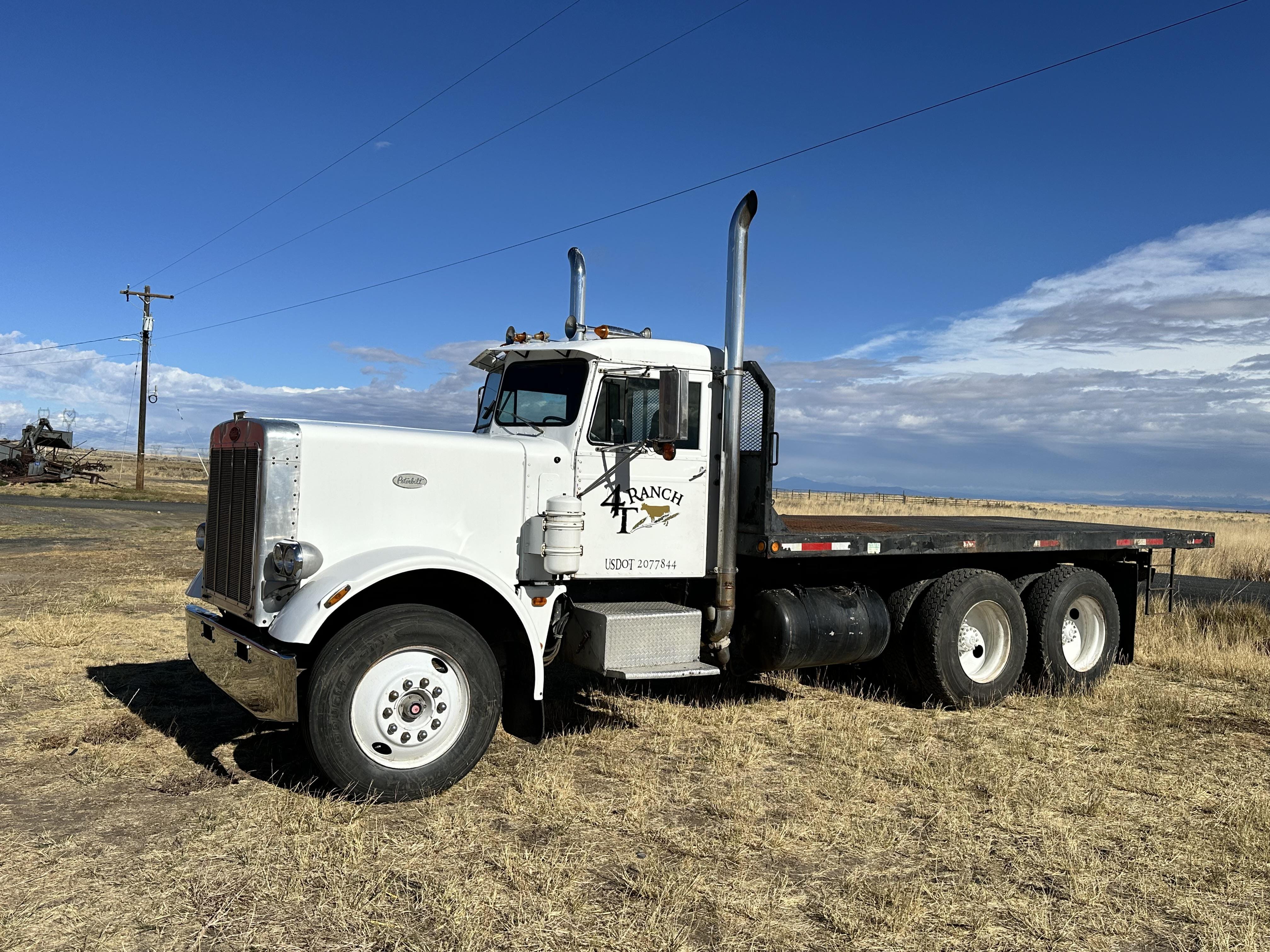 Main image Peterbilt 358