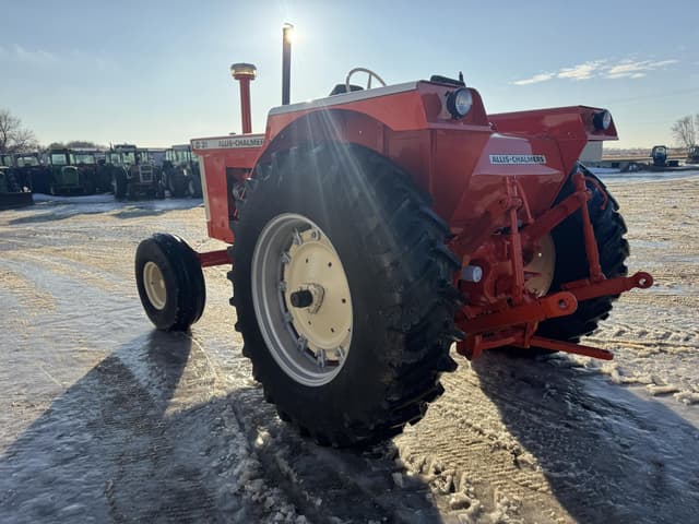 Image of Allis Chalmers D21 equipment image 2