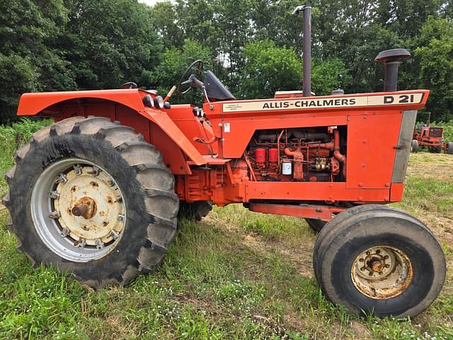 Image of Allis Chalmers D21 equipment image 1