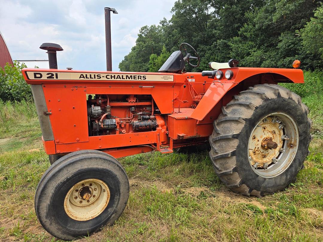 Image of Allis Chalmers D21 Primary image