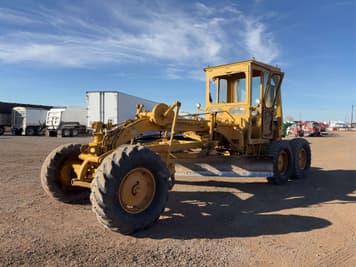 Main image Caterpillar 12F