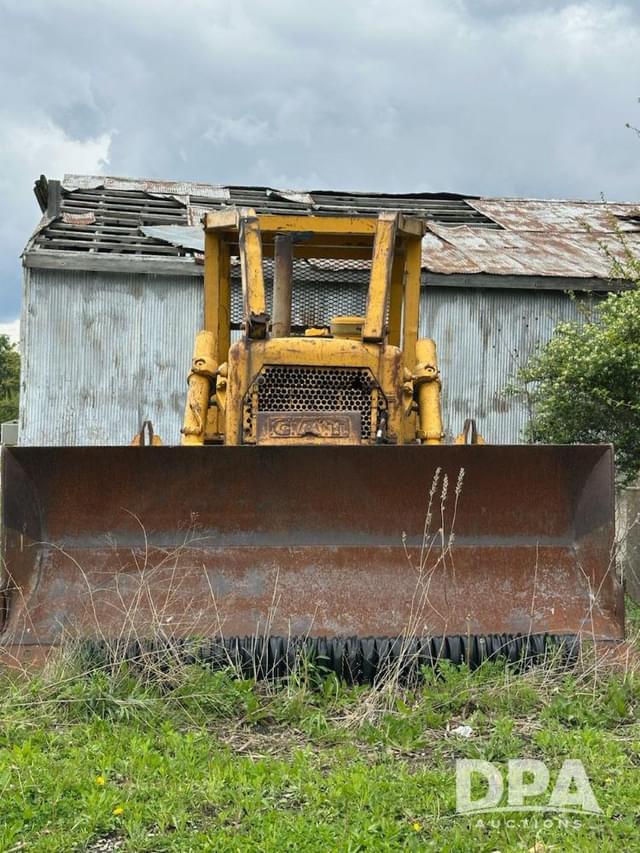 Image of Caterpillar D6C equipment image 2