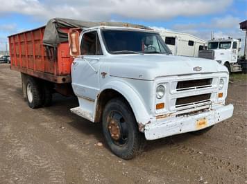 Main image Chevrolet C50