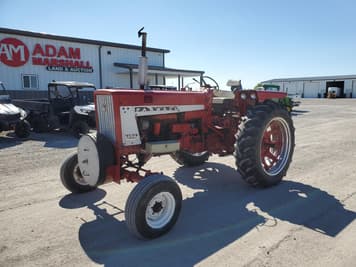 Main image International Harvester 656