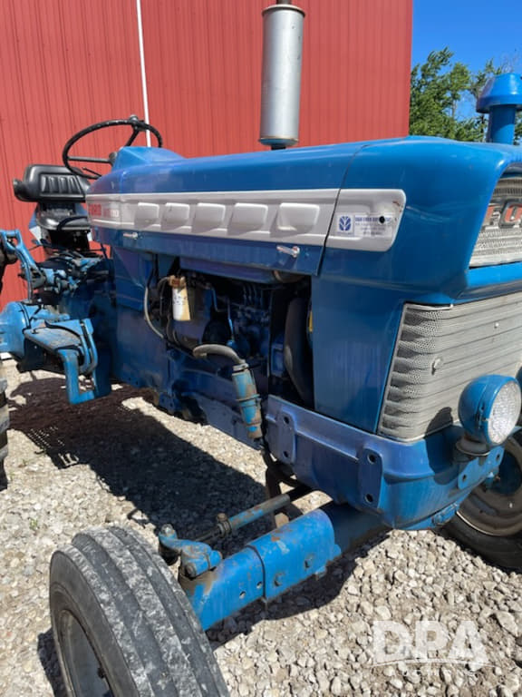 Image of Ford 5000 equipment image 4