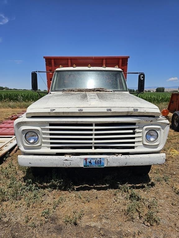 Image of Ford F-600 equipment image 1