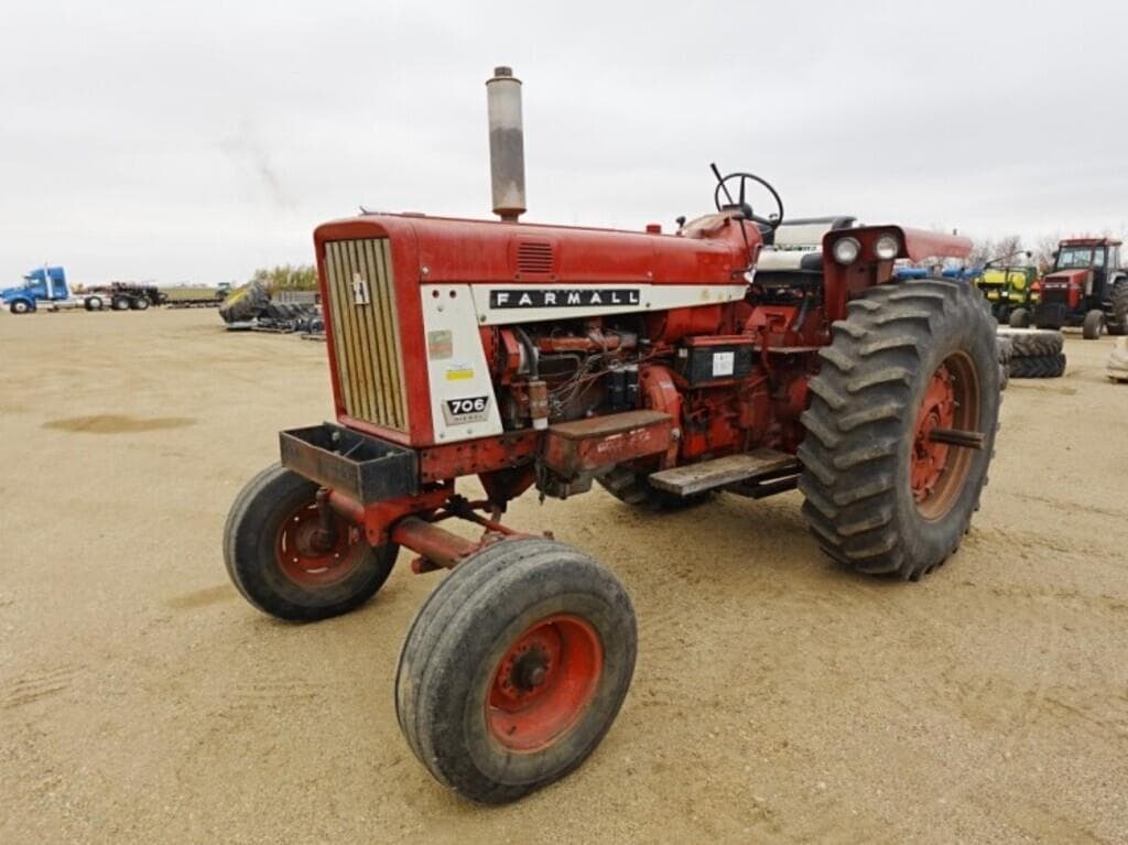 Image of International Harvester 706 Primary image