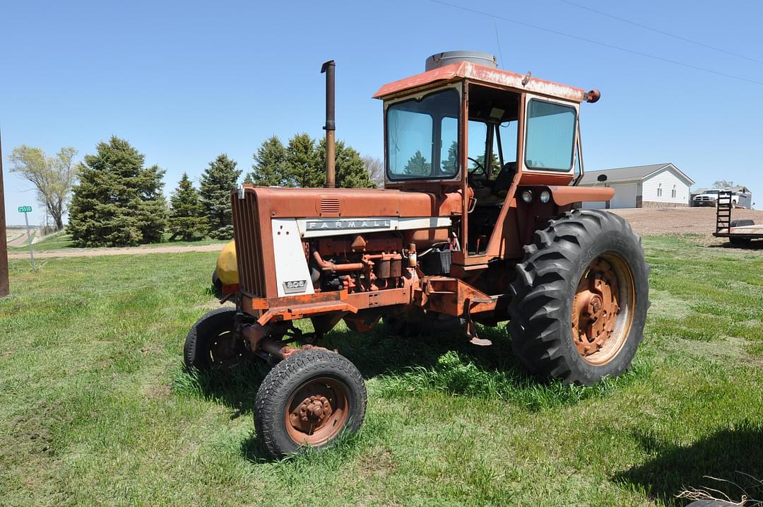 Image of International Harvester 806 Primary image
