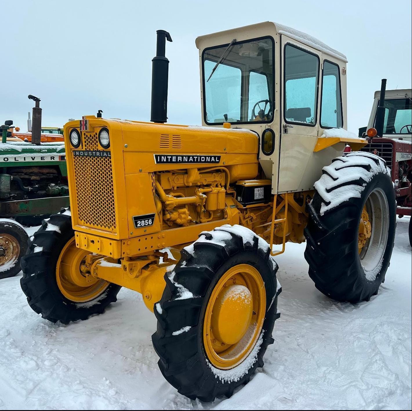 1967 International Harvester 2856 Equipment Image0