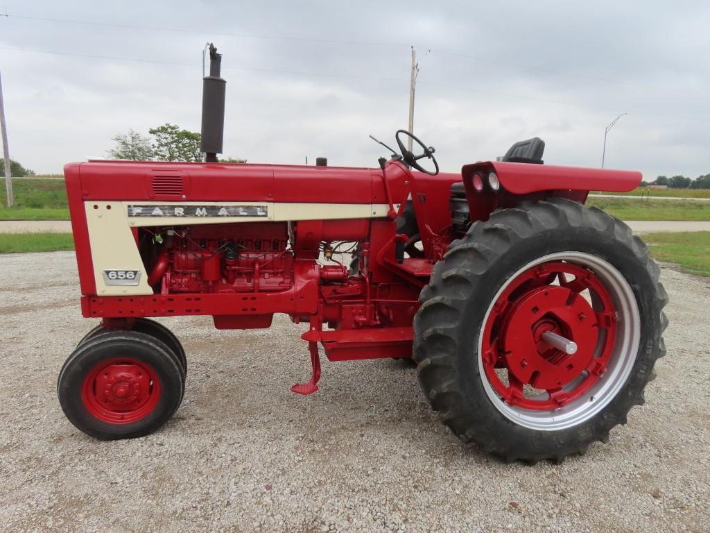 Image of International Harvester 656 Primary image