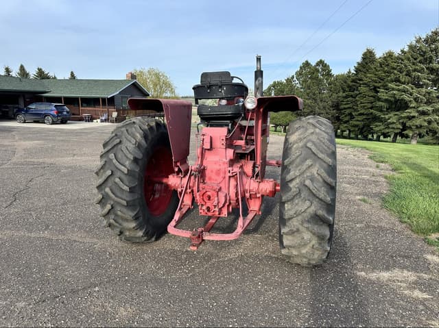 Image of International Harvester 756 equipment image 4