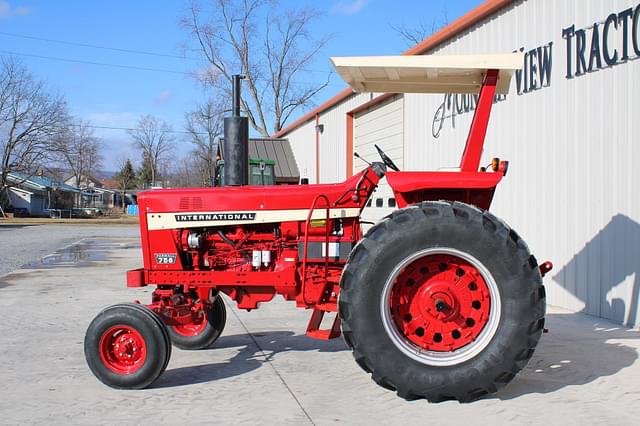 Image of International Harvester 756 equipment image 2