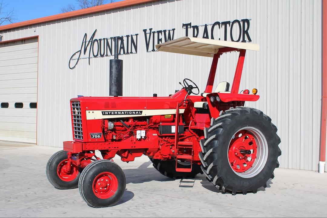 Image of International Harvester 756 Primary image