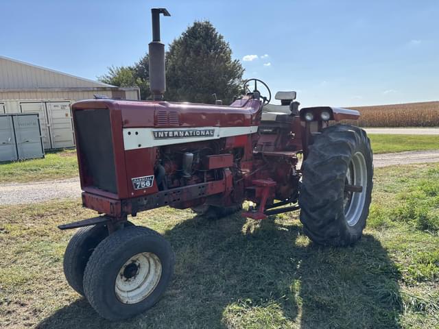 Image of International Harvester 756 equipment image 2