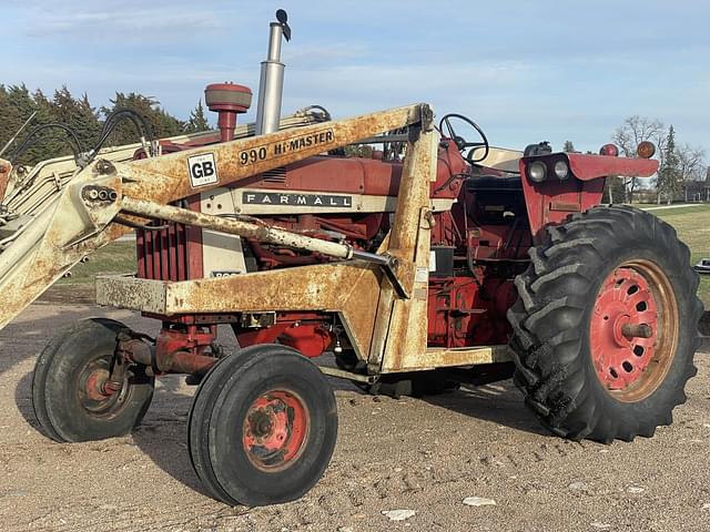 Image of International Harvester 806 equipment image 1