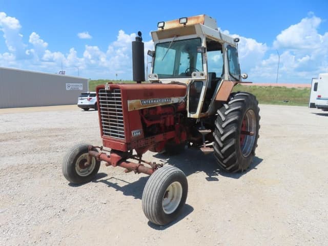 Image of International Harvester 856 equipment image 1