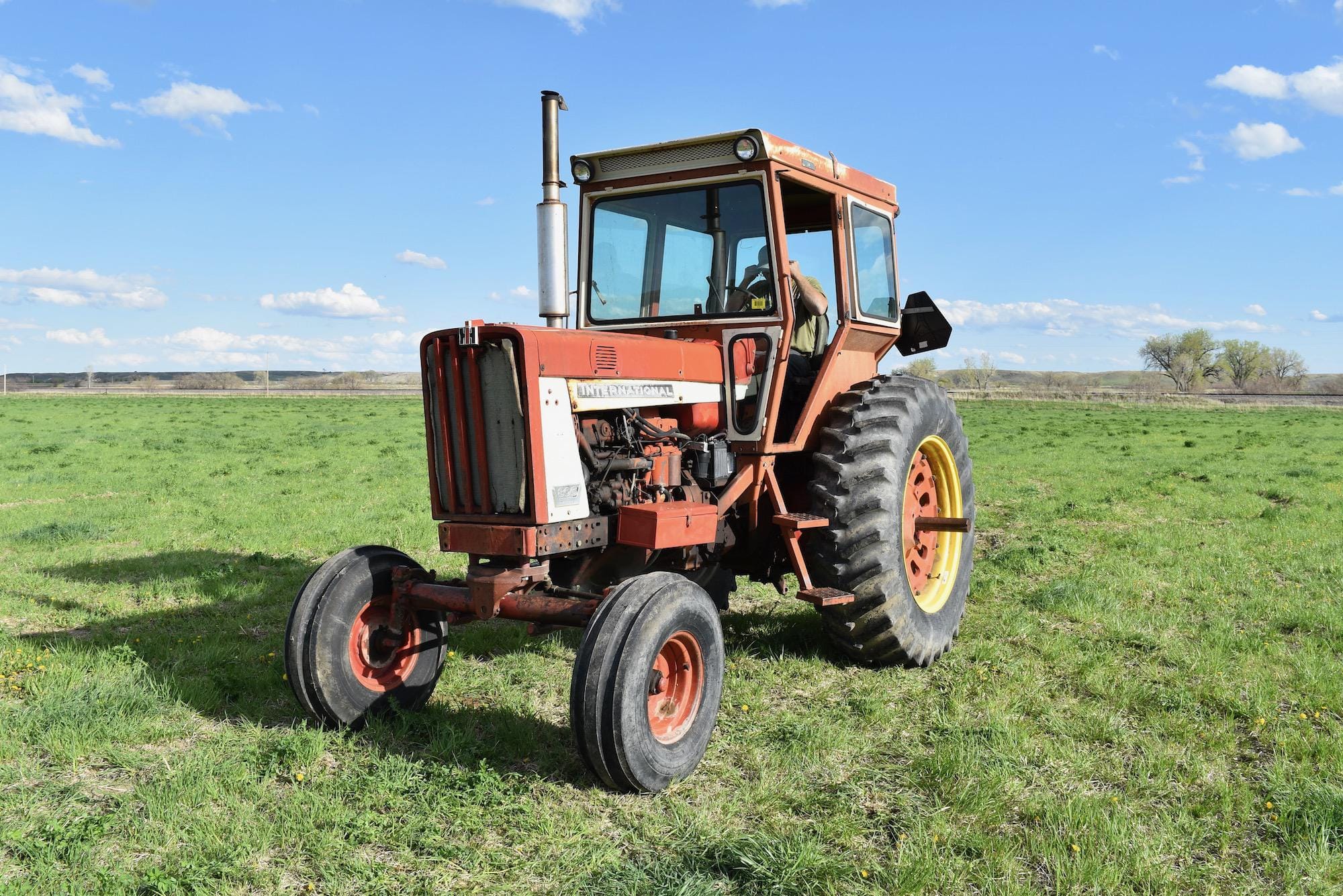 Main image International Harvester 806