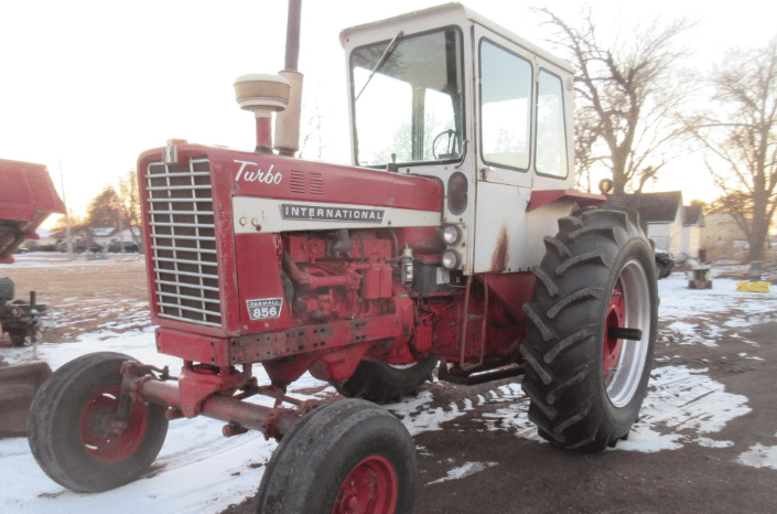 Main image International Harvester 856