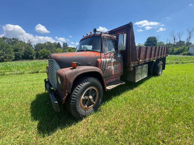 Image of International Loadstar 1800 equipment image 1