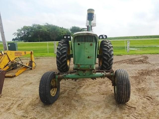 Image of John Deere 3020 equipment image 4