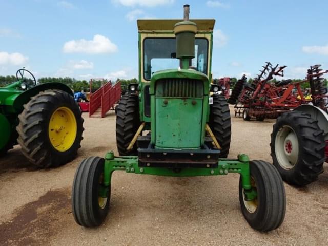 Image of John Deere 4020 equipment image 3