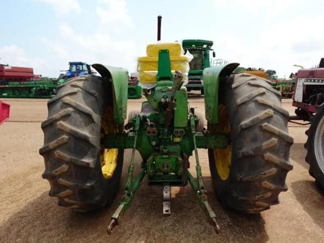 Image of John Deere 4020 equipment image 3