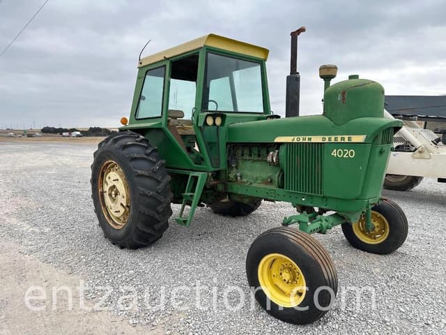 Image of John Deere 4020 equipment image 2