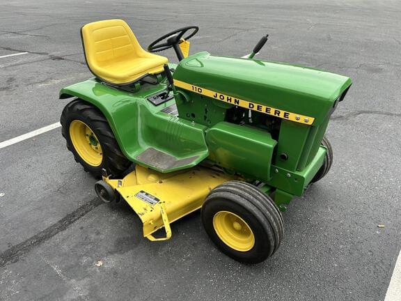 Image of John Deere 110 equipment image 1