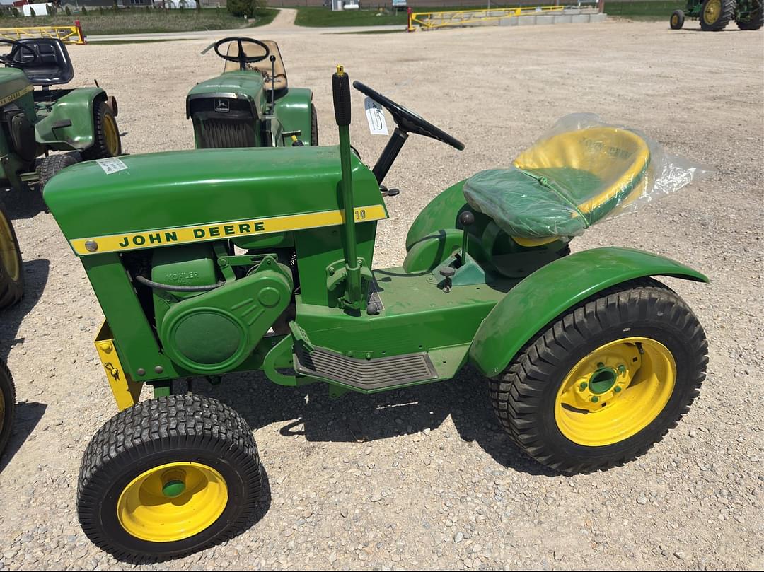Image of John Deere 110 Primary image