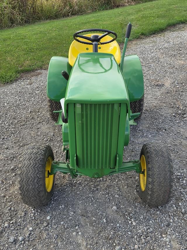 Image of John Deere 110 equipment image 1