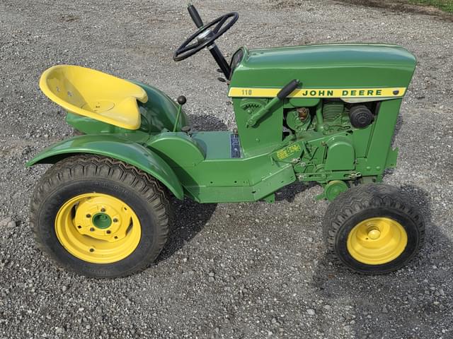 Image of John Deere 110 equipment image 3
