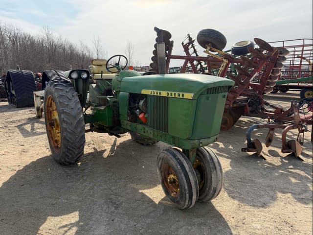 Image of John Deere 2510 equipment image 2