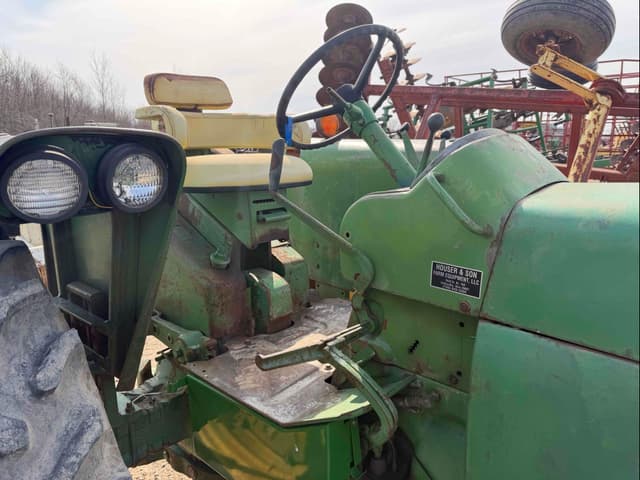Image of John Deere 2510 equipment image 3
