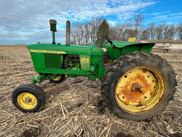 Image of John Deere 2510 equipment image 3