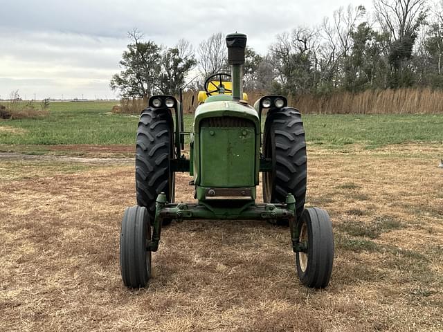 Image of John Deere 2510 equipment image 2