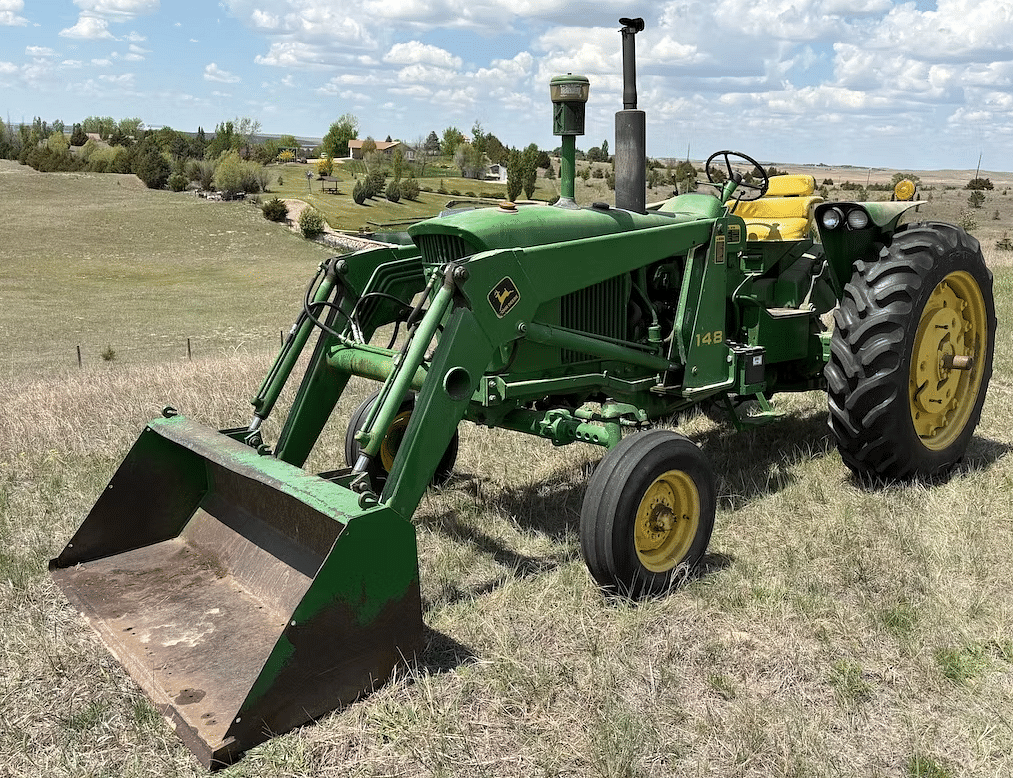 Image of John Deere 3020 Image 1