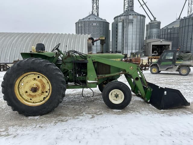 Image of John Deere 3020 equipment image 3